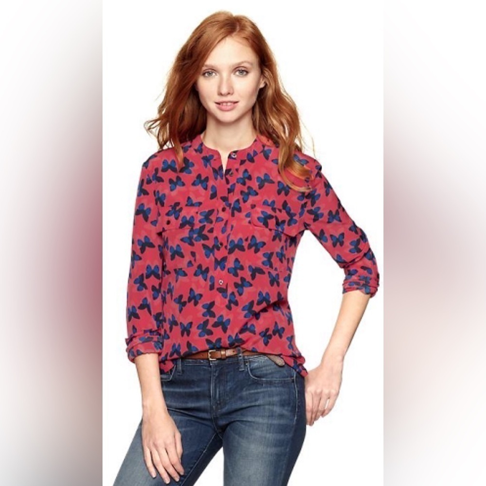 GAP Womens Red Long Sleeve Boxy Henley Popover Shirt Blue Butterfly Print Medium